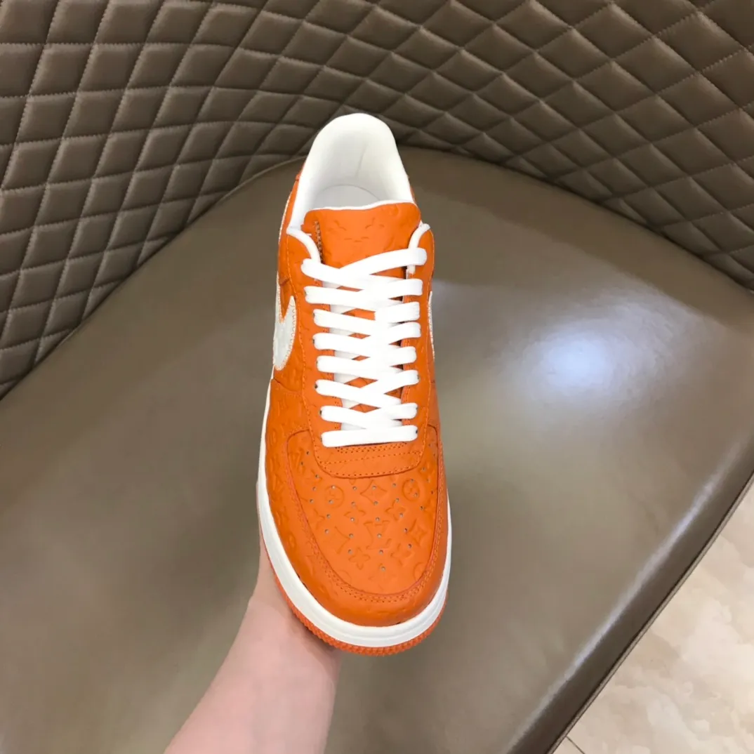 Men's shoes💰p440 "*oui* Vuitto*" x OFF-WHITE x Nike three-party collaboration! Trendy and cool men's casual sports shoes with unrivaled color matching. The design idea basically continues the style of THE TEN. The Swoosh line and tongue label have a very familiar visual effect and are both fashionable and trendy! A must-have for fashionistas! The effect on your feet is absolutely stunning! Size: 38-45